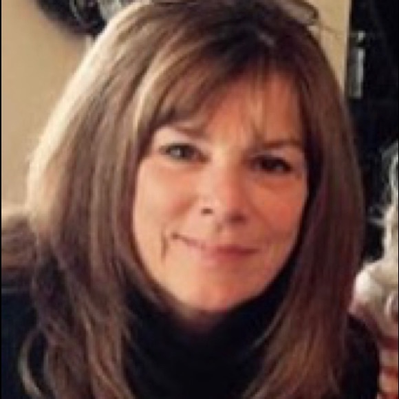 Meet your Posher, Sue - Picture 2 of 2